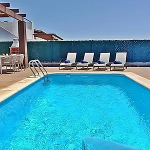 https://vv-angela.in-canary-islands.com